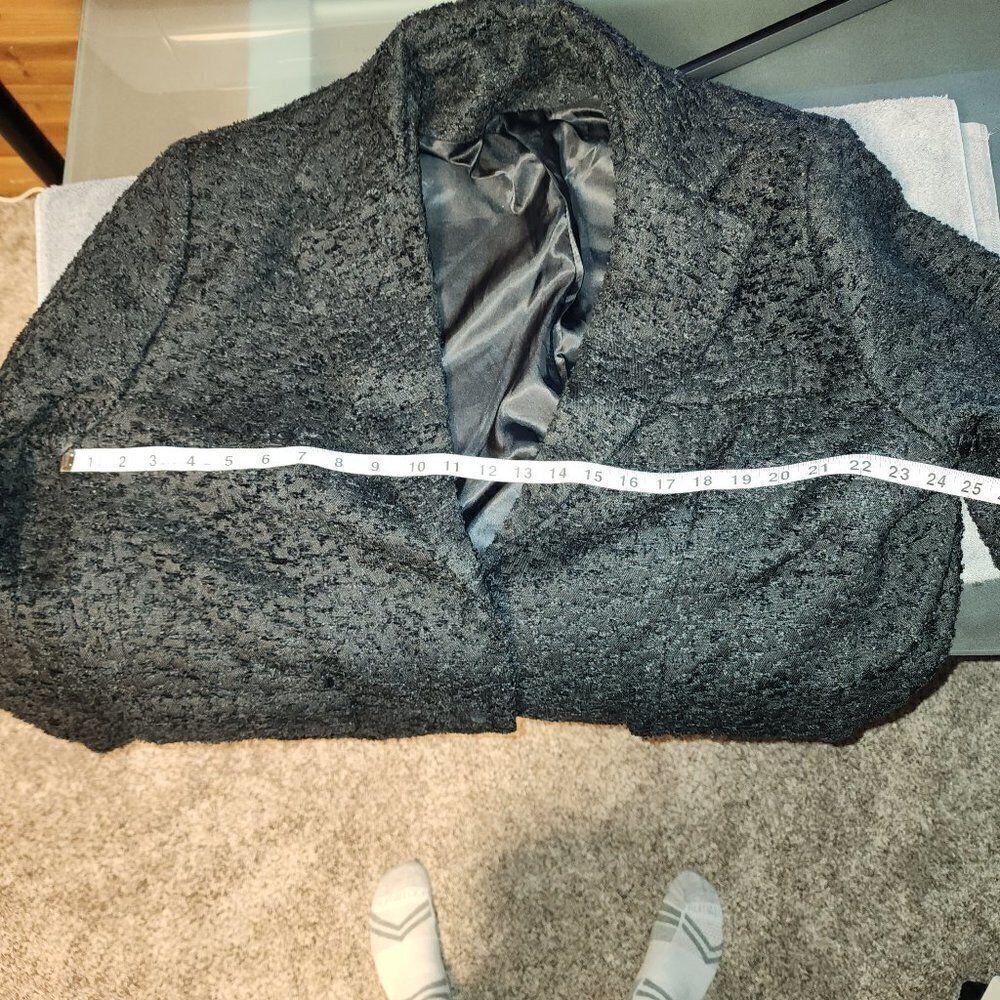 Textured structured blazer - Picture 3 of 5